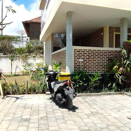 Na-Mi Guesthouse Canggu Bagian luar foto